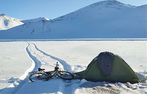 pamir-highway-zima-na-rowerze
