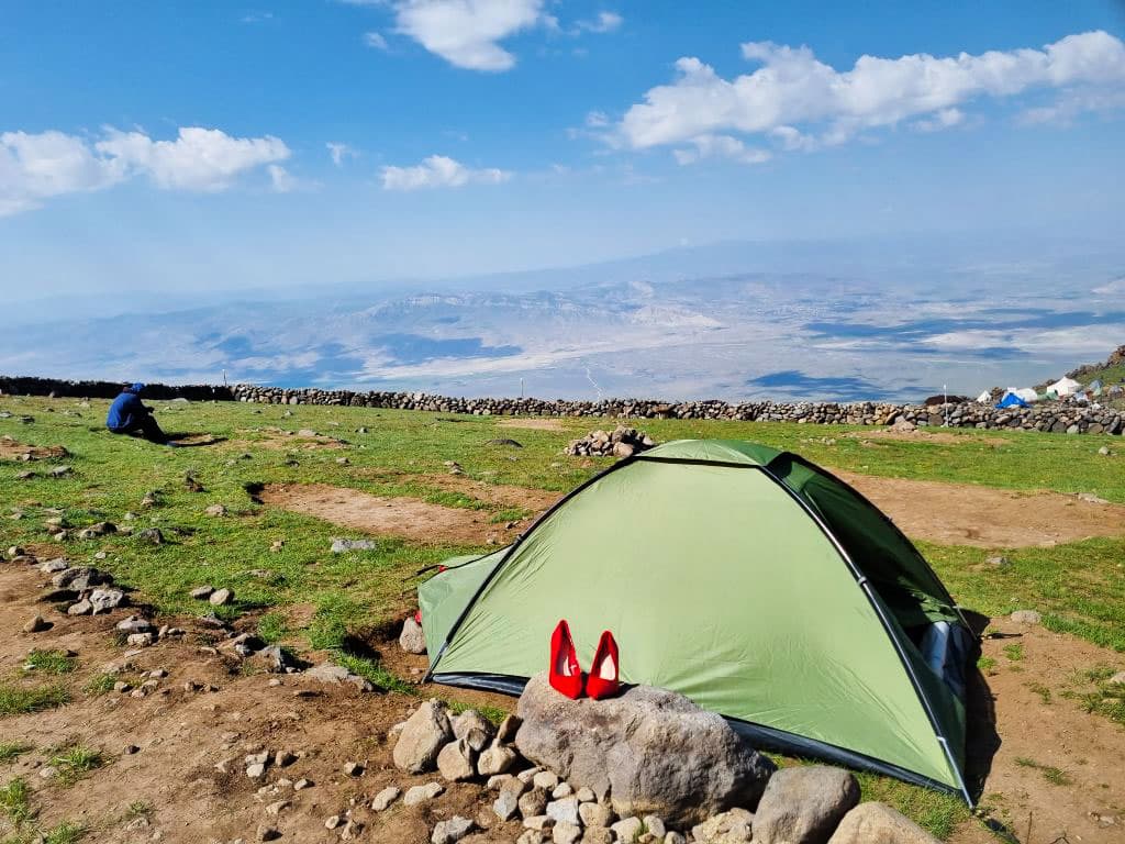 Namiot Poligon 2 Alu na wyprawie na Ararat